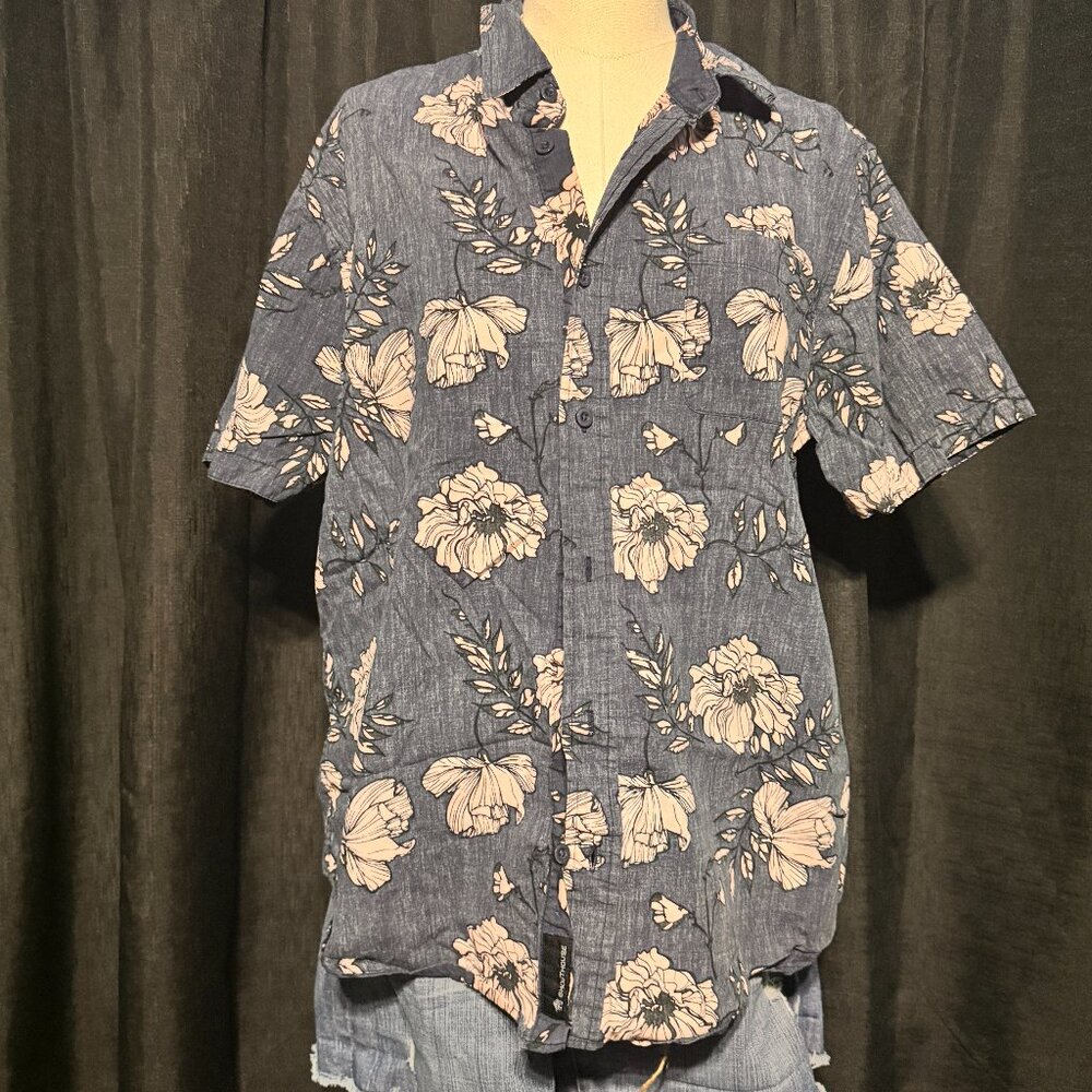 (L Boys I guess) SHOUTHOUSE DK Blue w/ Light Pink Flowers Button down Shirt